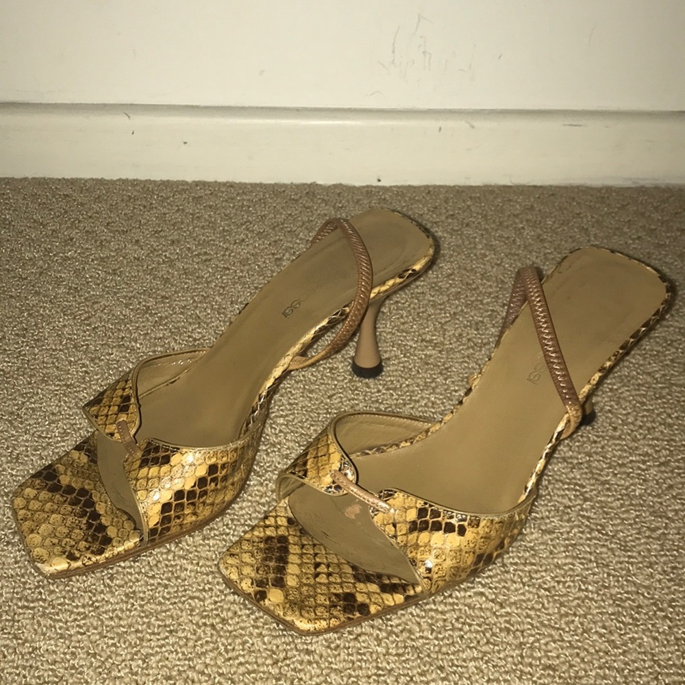 Leather snake print princess heels